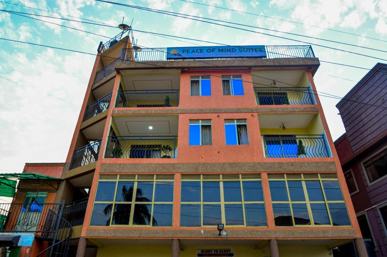 Peace Of Mind Suites Entebbe Exterior photo