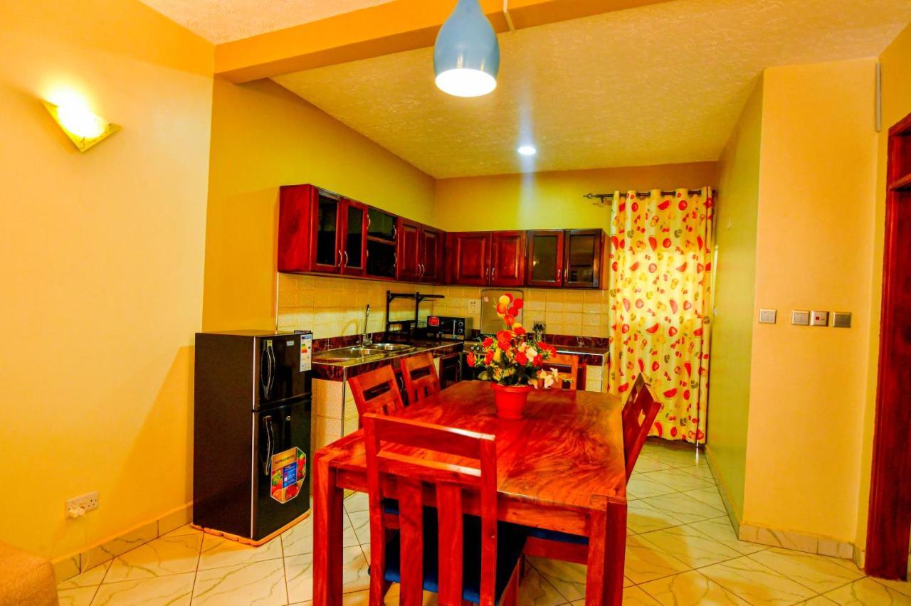 Peace Of Mind Suites Entebbe Exterior photo
