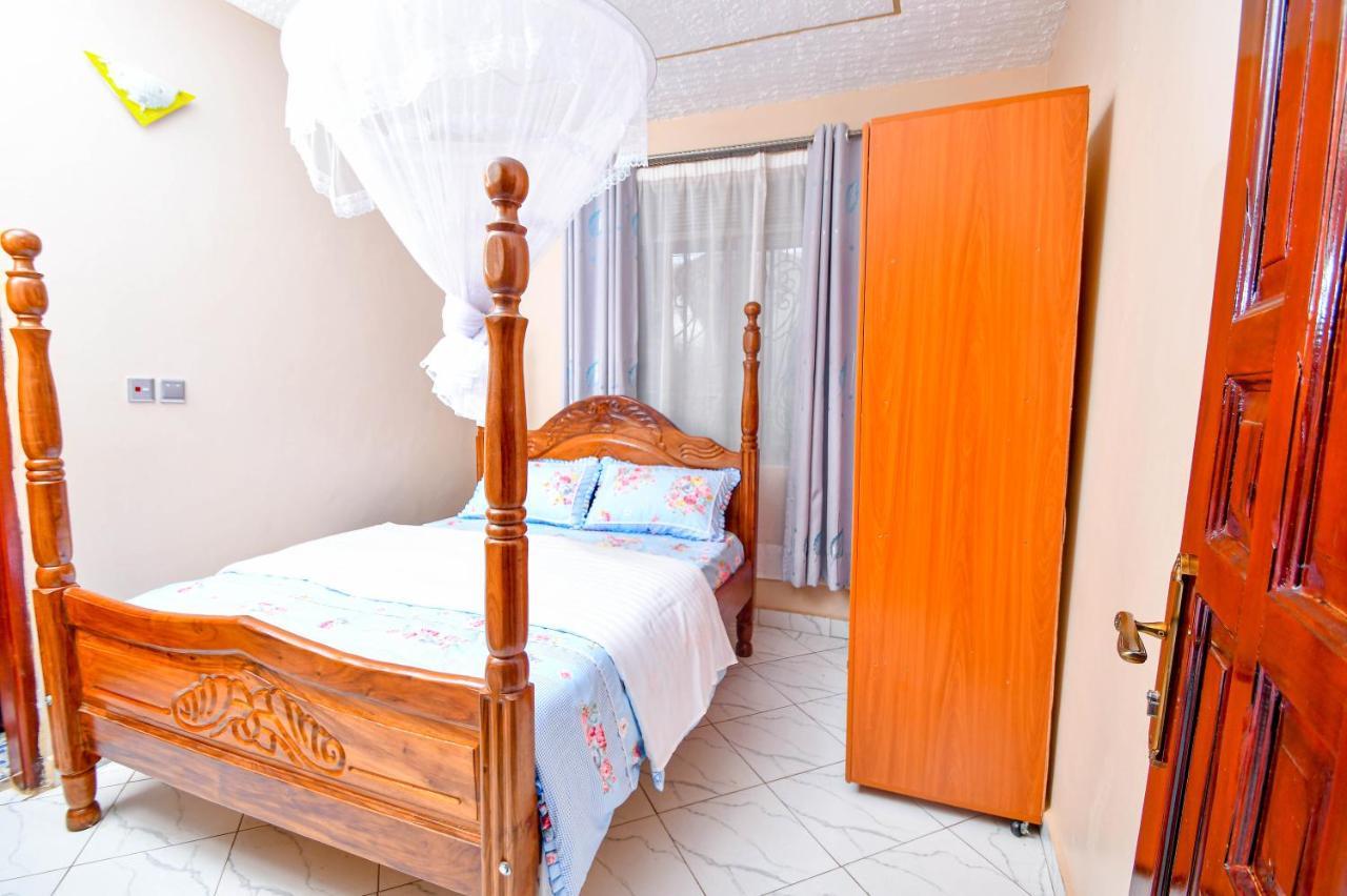 Peace Of Mind Suites Entebbe Exterior photo