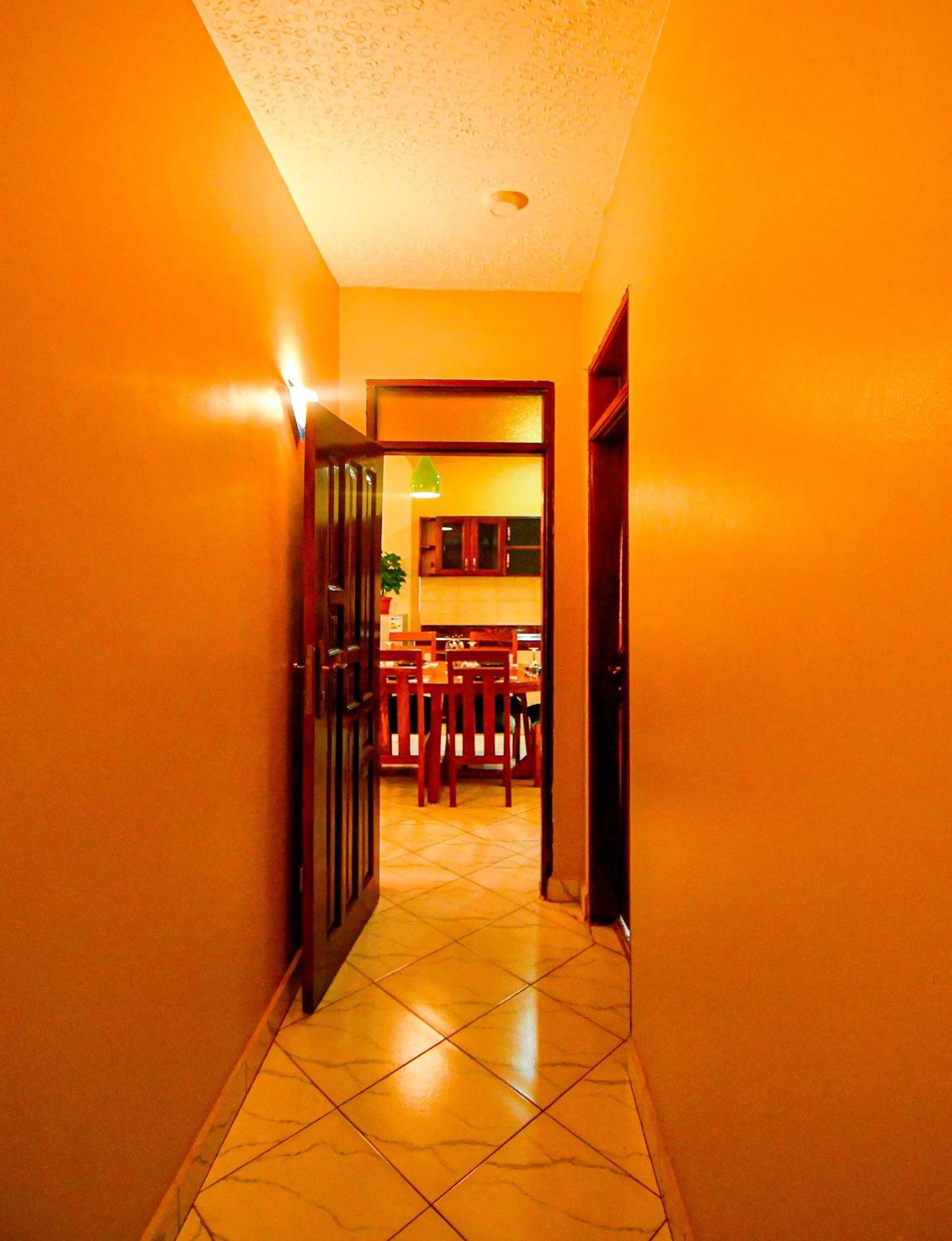 Peace Of Mind Suites Entebbe Exterior photo